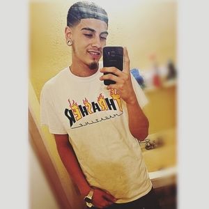 Meet your Posher, Robert